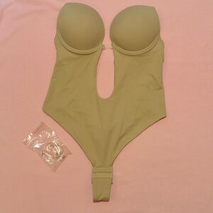NWT - Plunge Low Back Body Shaper Bra (Nude) M 34